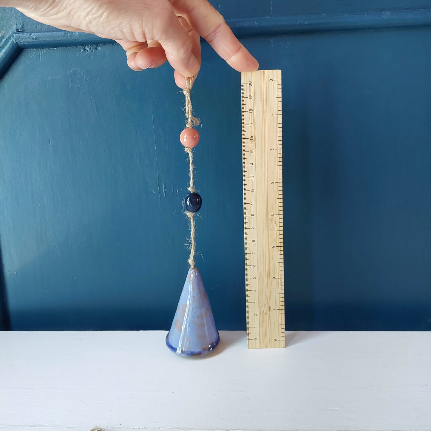 Campanella in ceramica "Pensieri felici" azzurra e blu