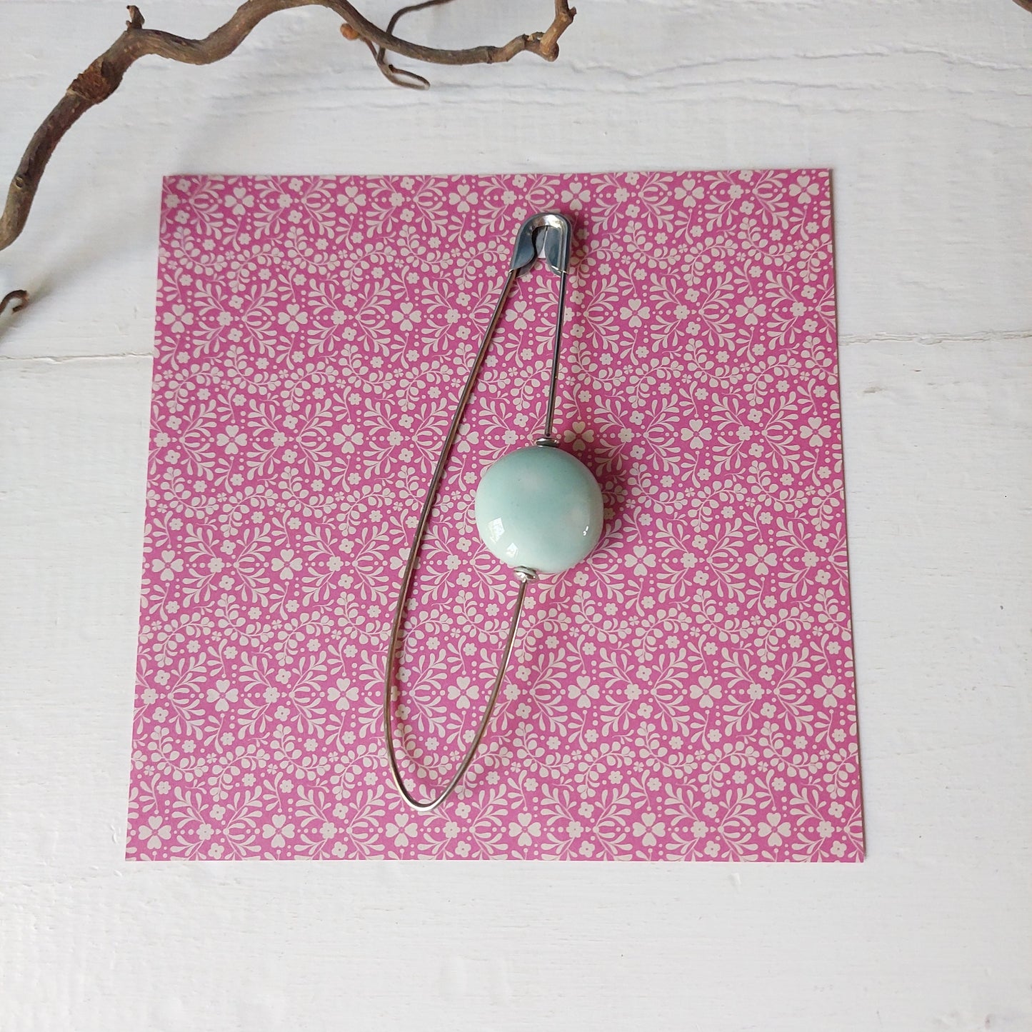 Spilla perla in ceramica Maxi verde in tre varianti colore.