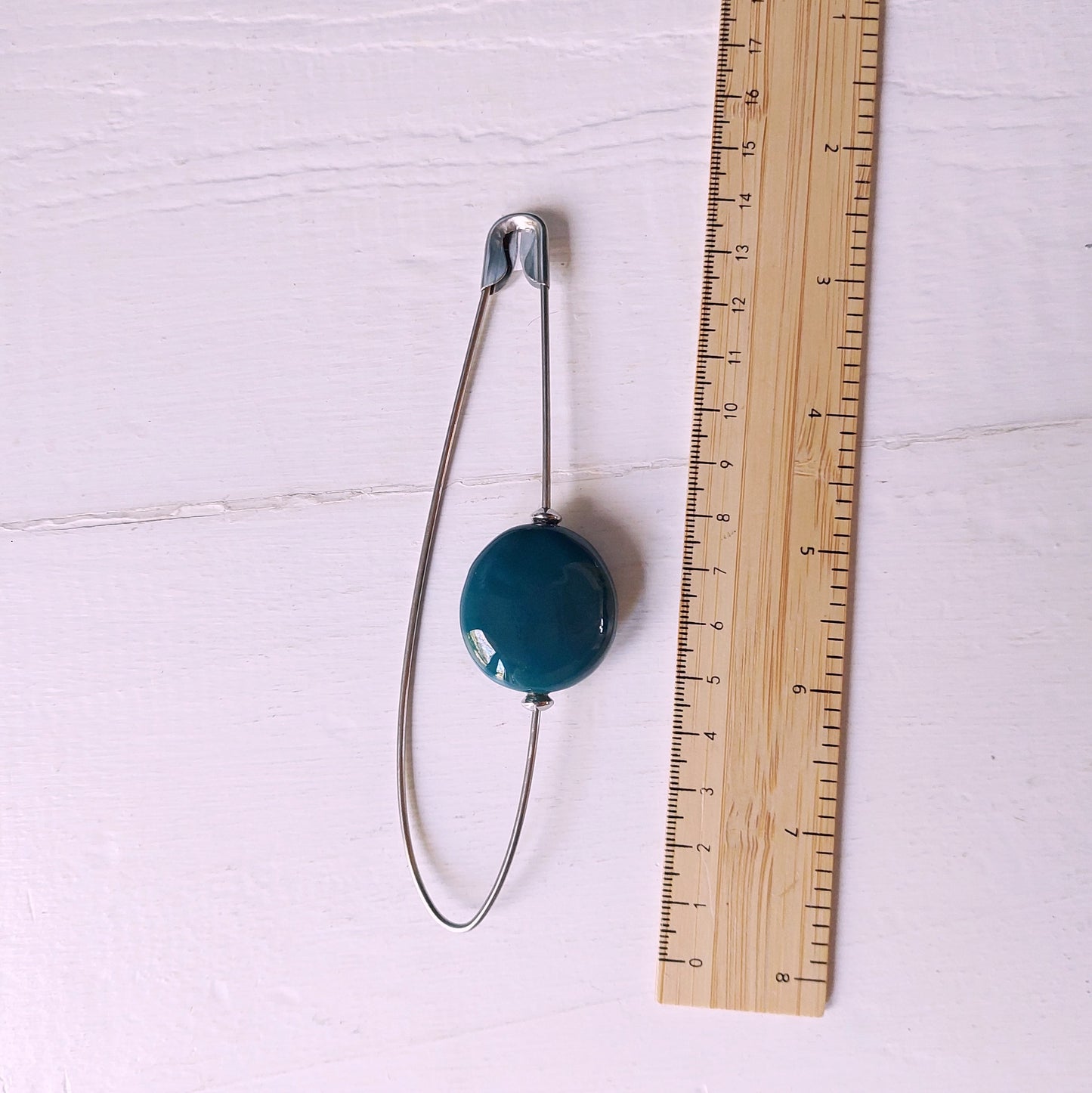 Spilla perla in ceramica Maxi verde in tre varianti colore.