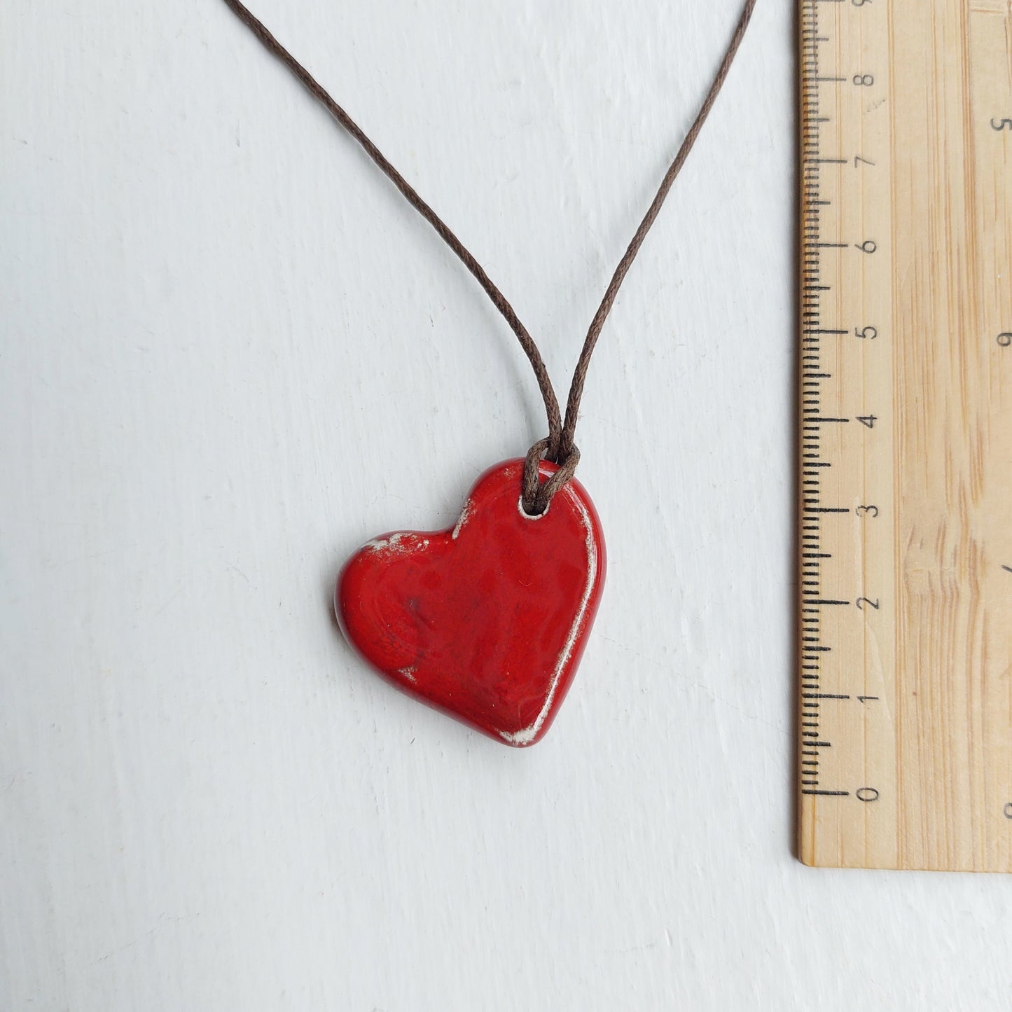 Collana Cuore in ceramica rossa e laccio