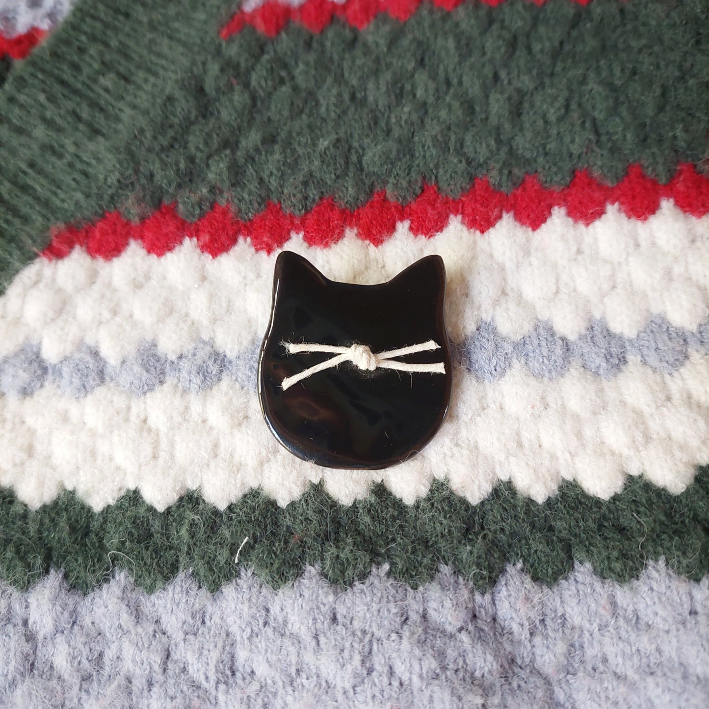 Spille Gatto in ceramica rossa con baffi bianchi, in 3 varianti colore