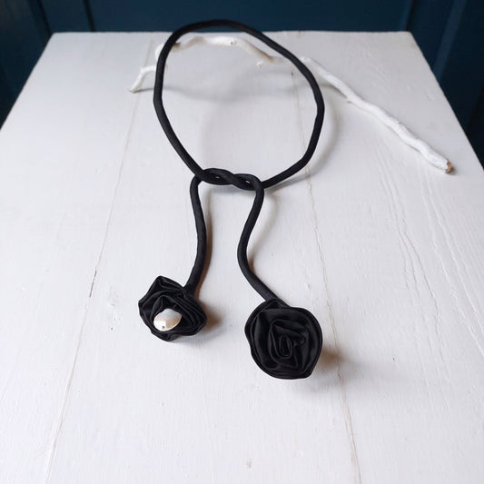 Collana donna La barocca seta nera e perla