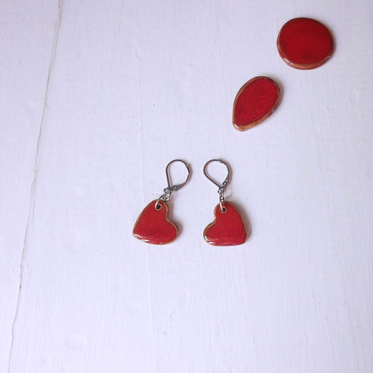 Orecchini Cuore in ceramica rossa collezione "A metterci il cuore".
