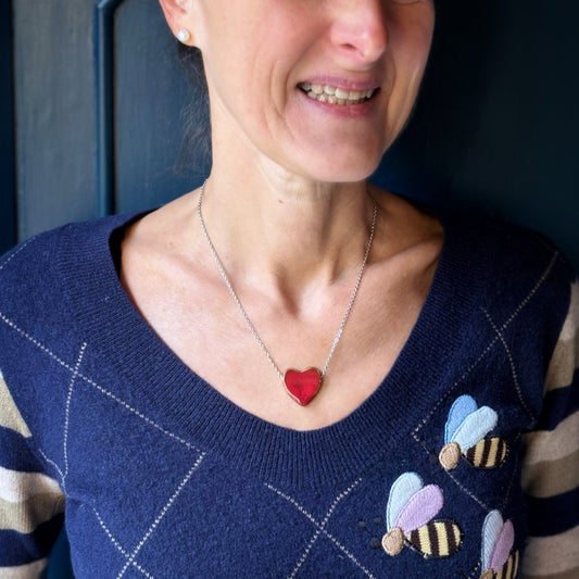 Collana girocollo Cuoricino in ceramica rossa e catena in acciaio