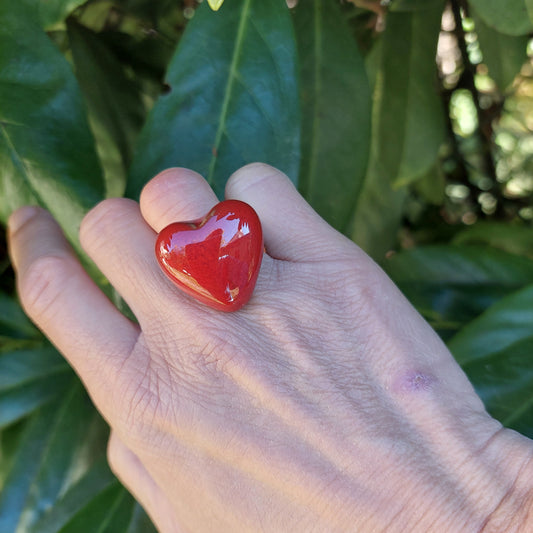 Anello Cuore  con perla in ceramica rossa
